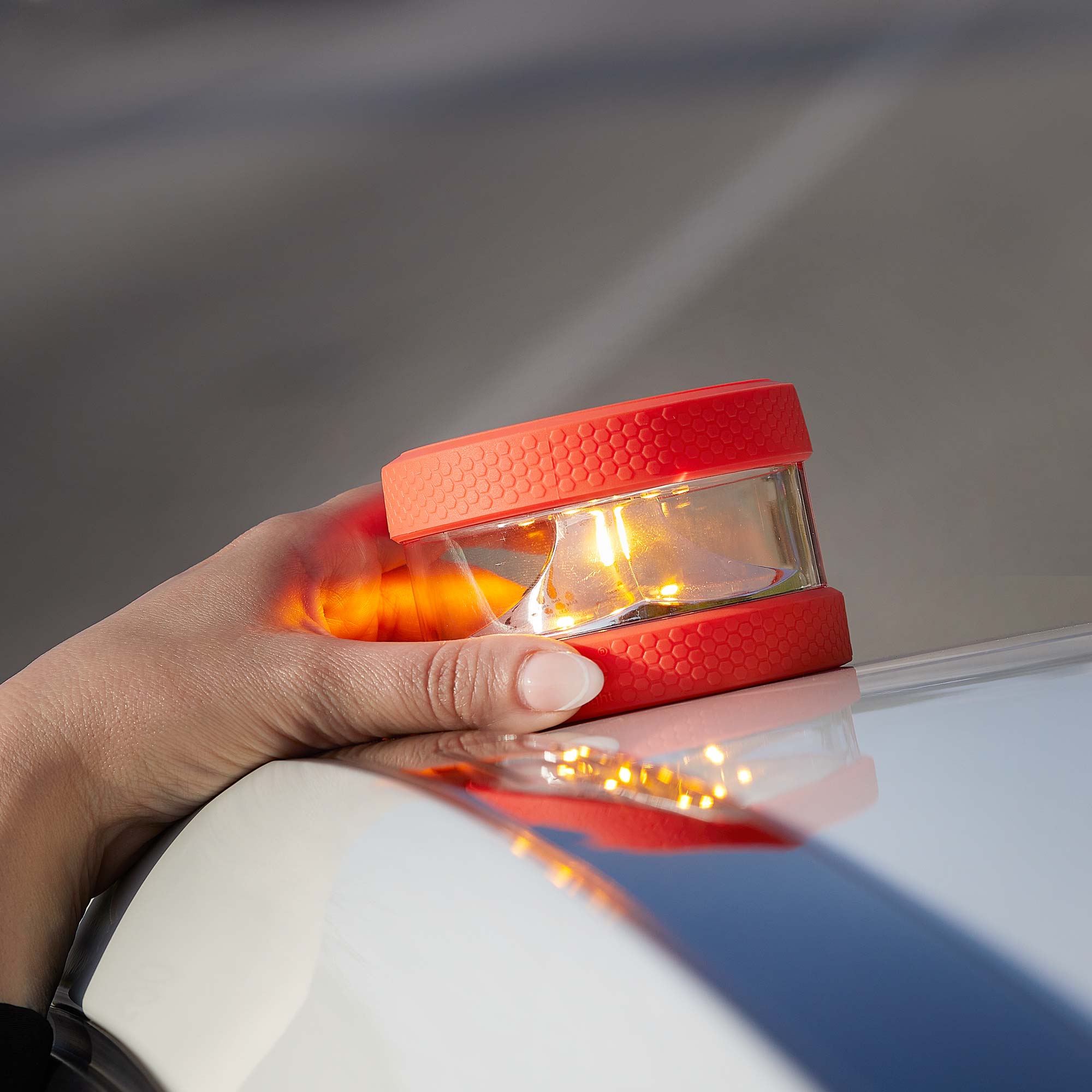 Baliza de emergencia V16 Conectada