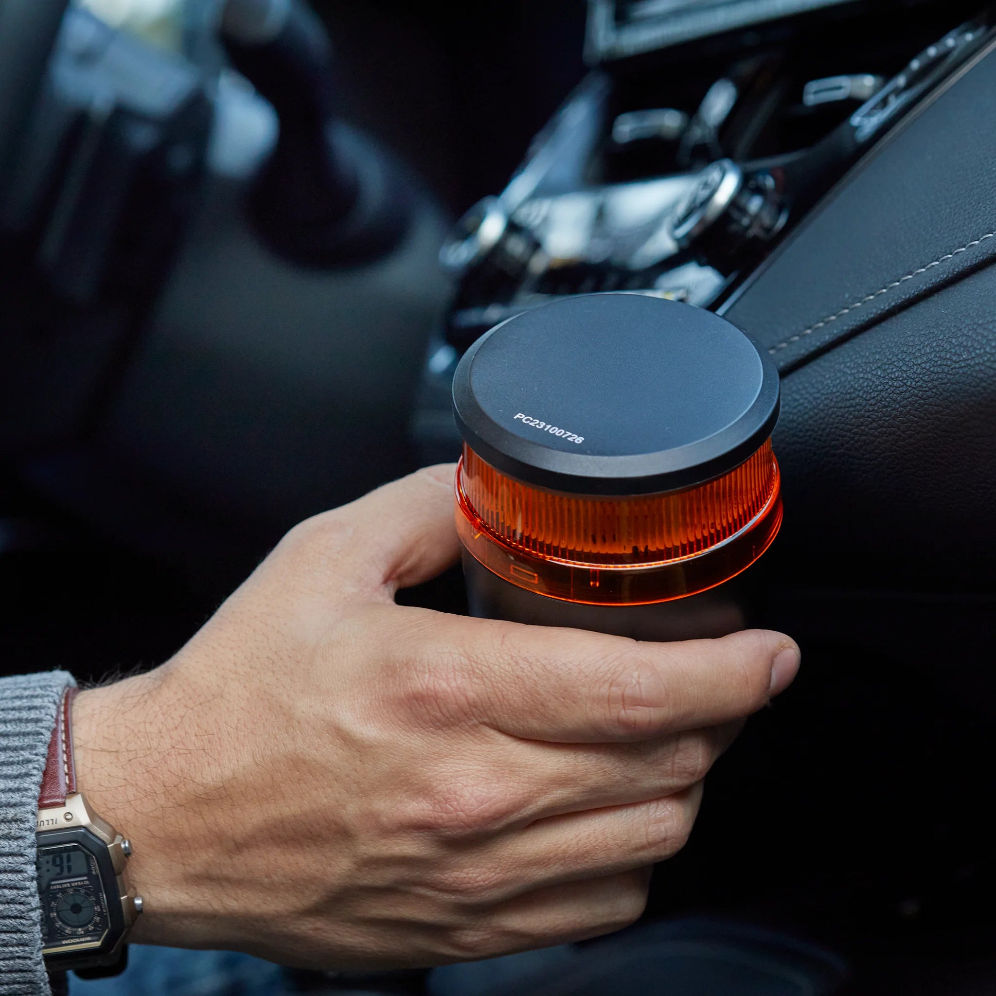 Baliza KSIX V16 Conectada a DGT con Orange ( con FUNDA )