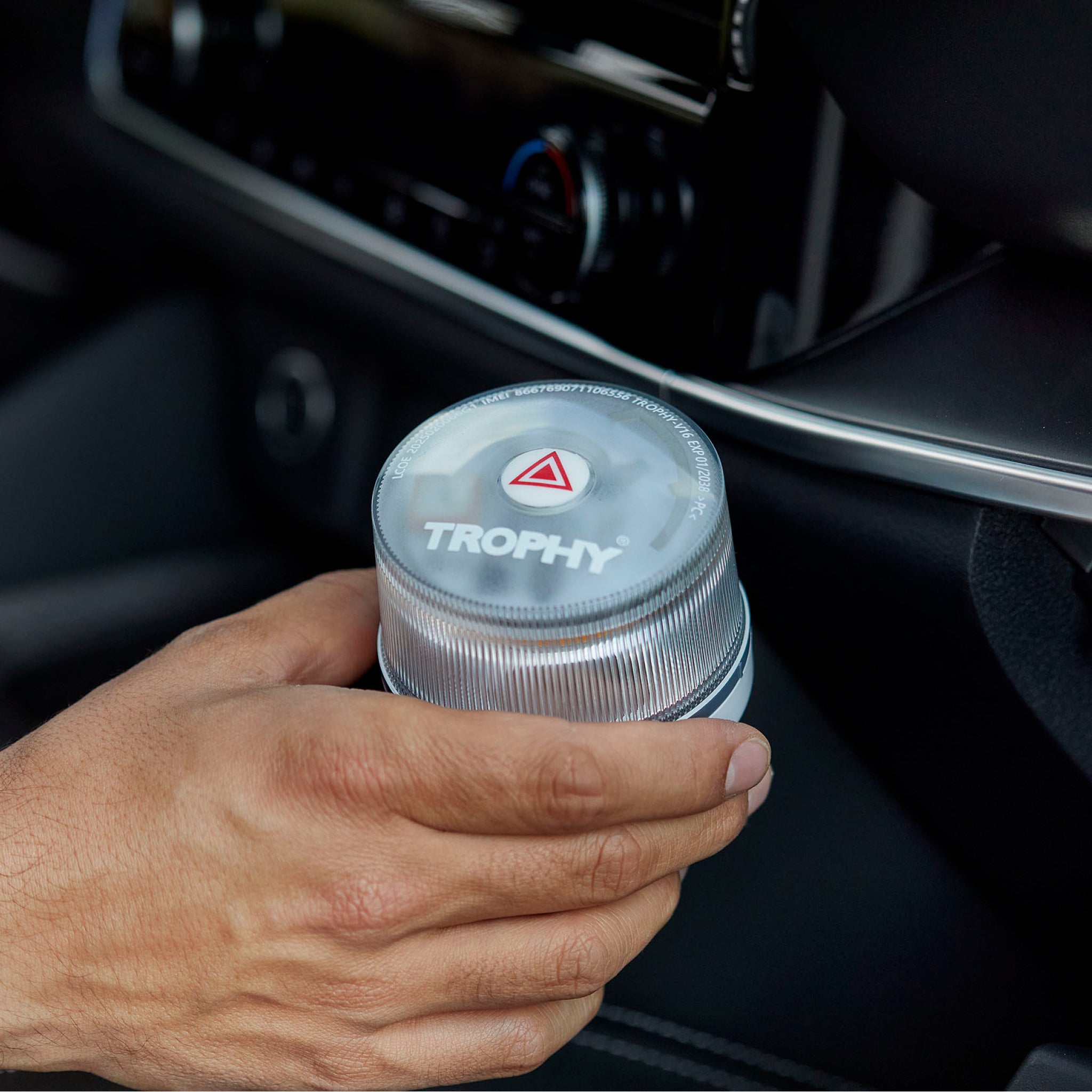 Baliza TROPHY V16 Conectada y Certificada DGT