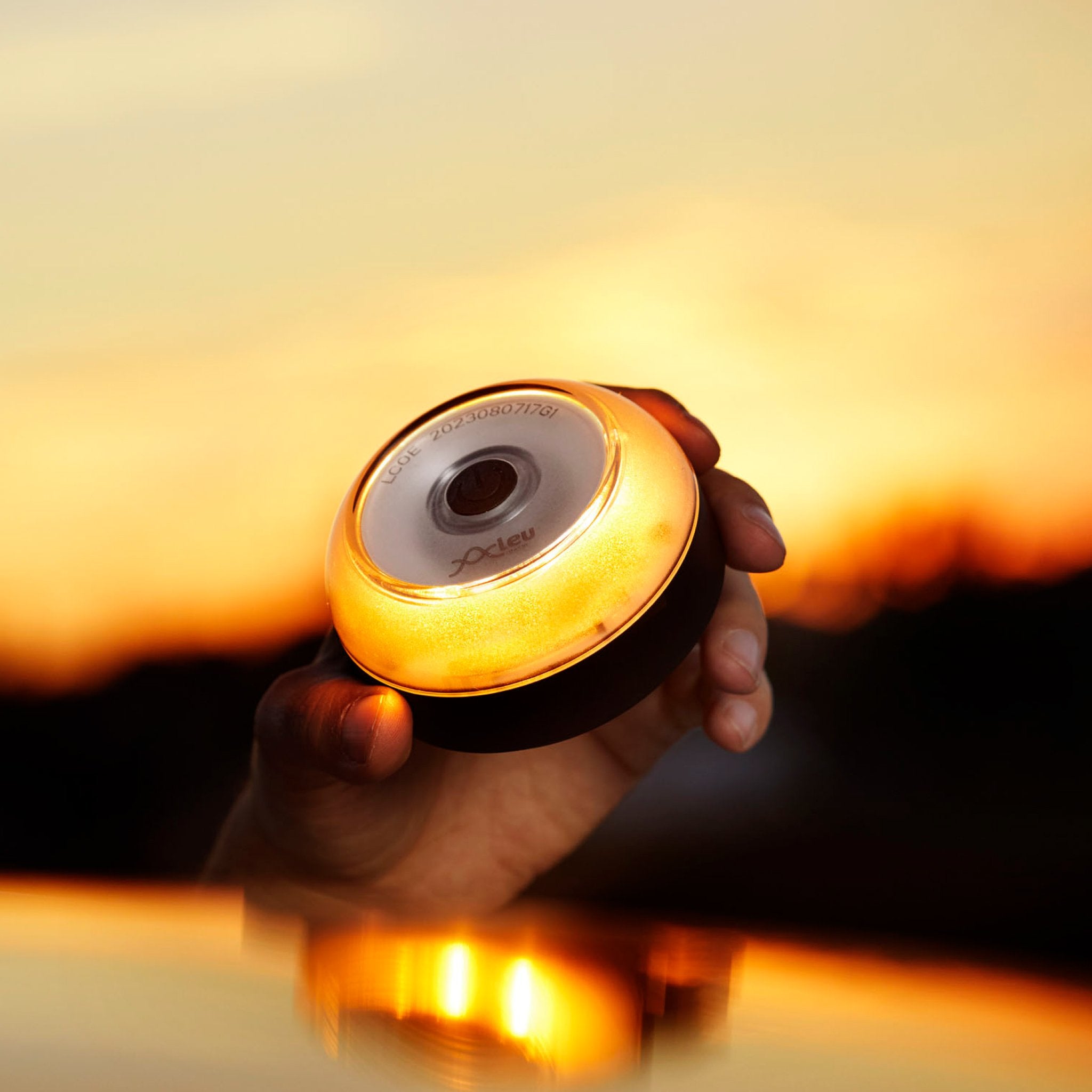 Baliza ALEU V16 Conectada, Certificada DGT y Solidaria con STOP Accidentes