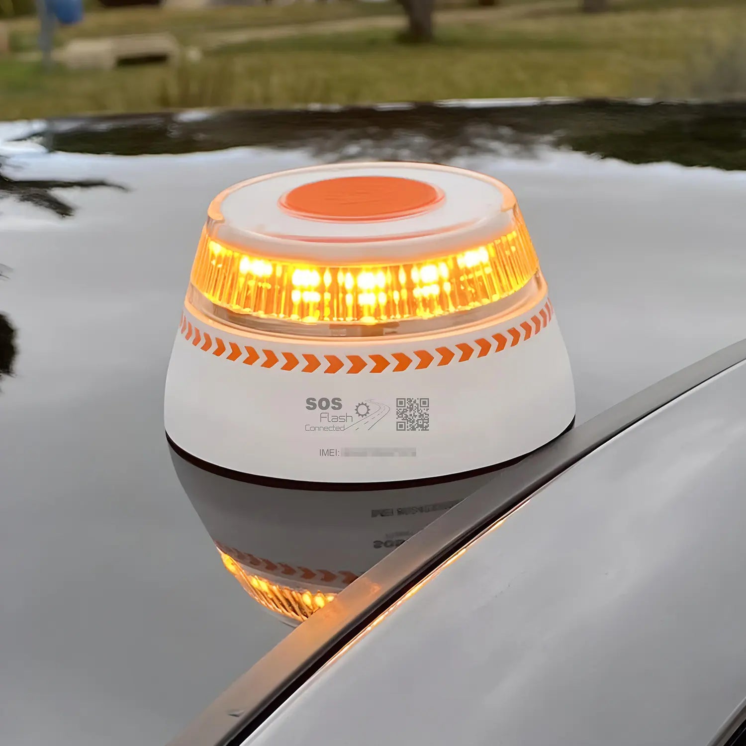 Baliza SOS FLASH V16 IoT Conectada y Certificada DGT + Martillo de regalo