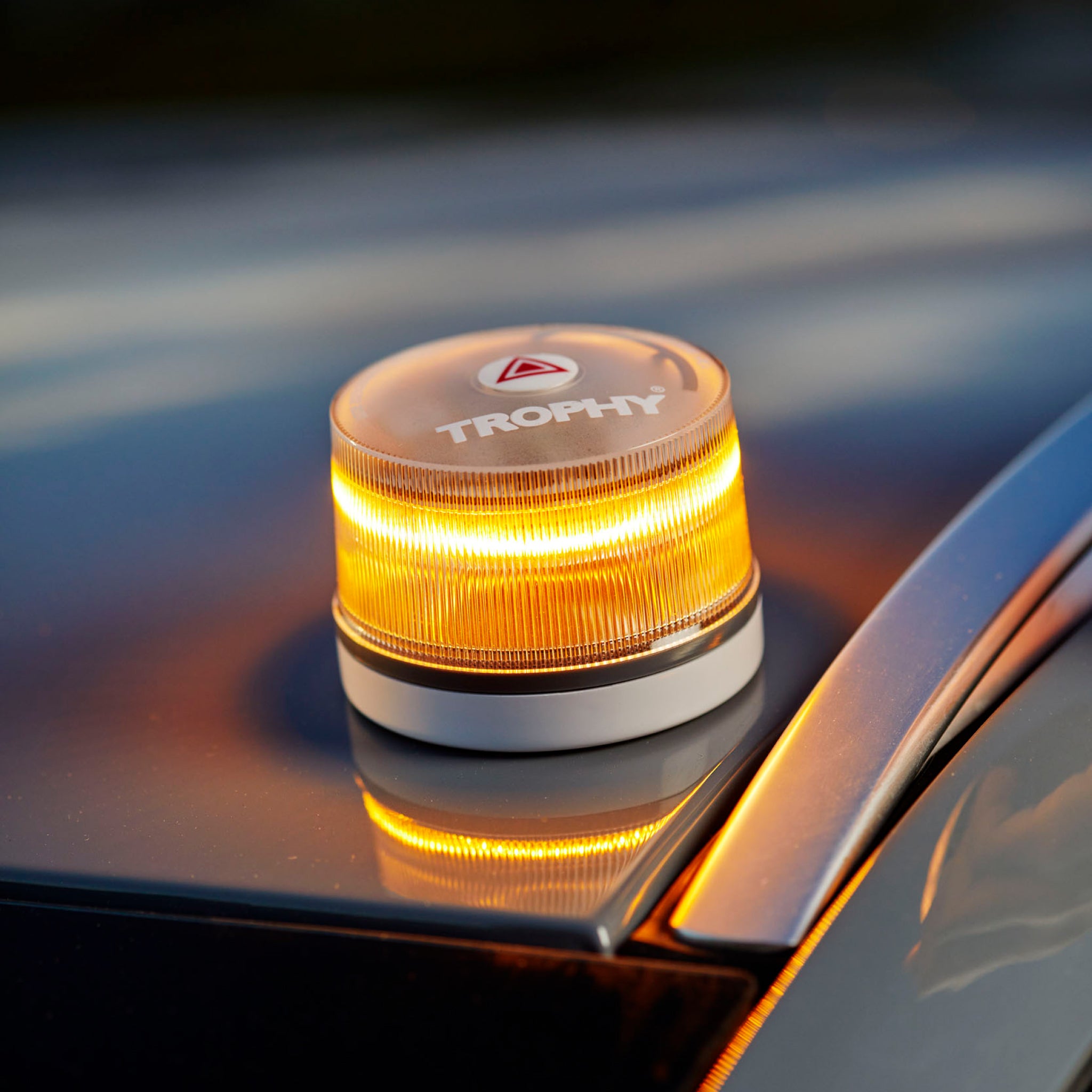 Baliza TROPHY V16 Conectada y Certificada DGT